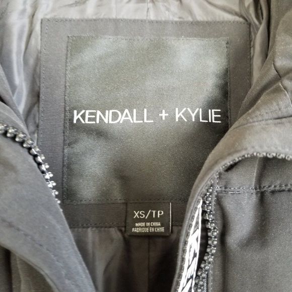 𝅺Kendall & Kylie Hooded Winter Coat Size XS Bust 36 - Picture 5 of 12